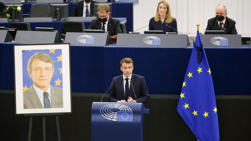 Emmanuel Macron durante su intervención ante el pleno del Parlamento europeo