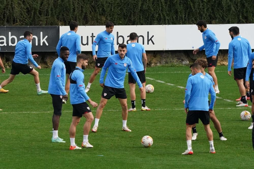 Entrenamiento del Athletic en Lezama.