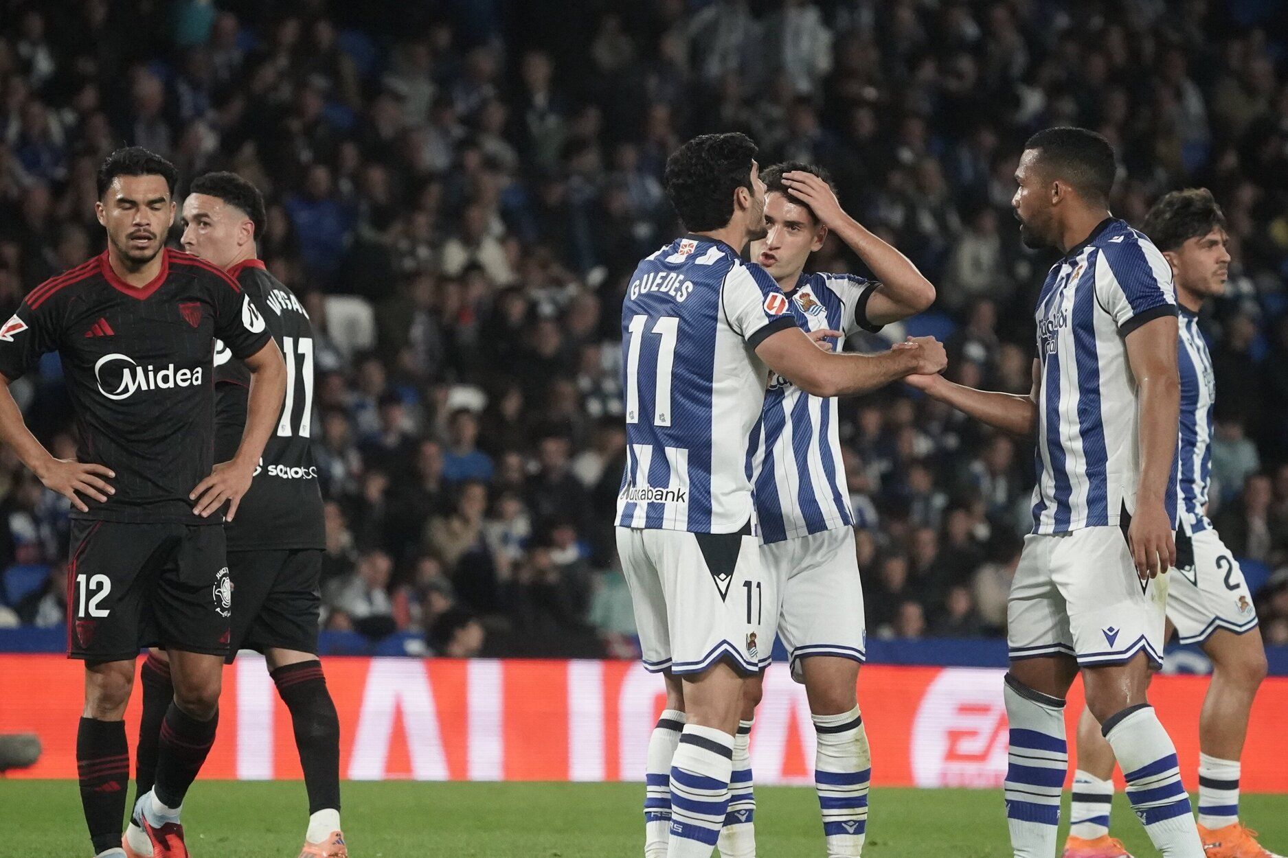 Las mejores imágenes del partido entre la Real y el Sevilla