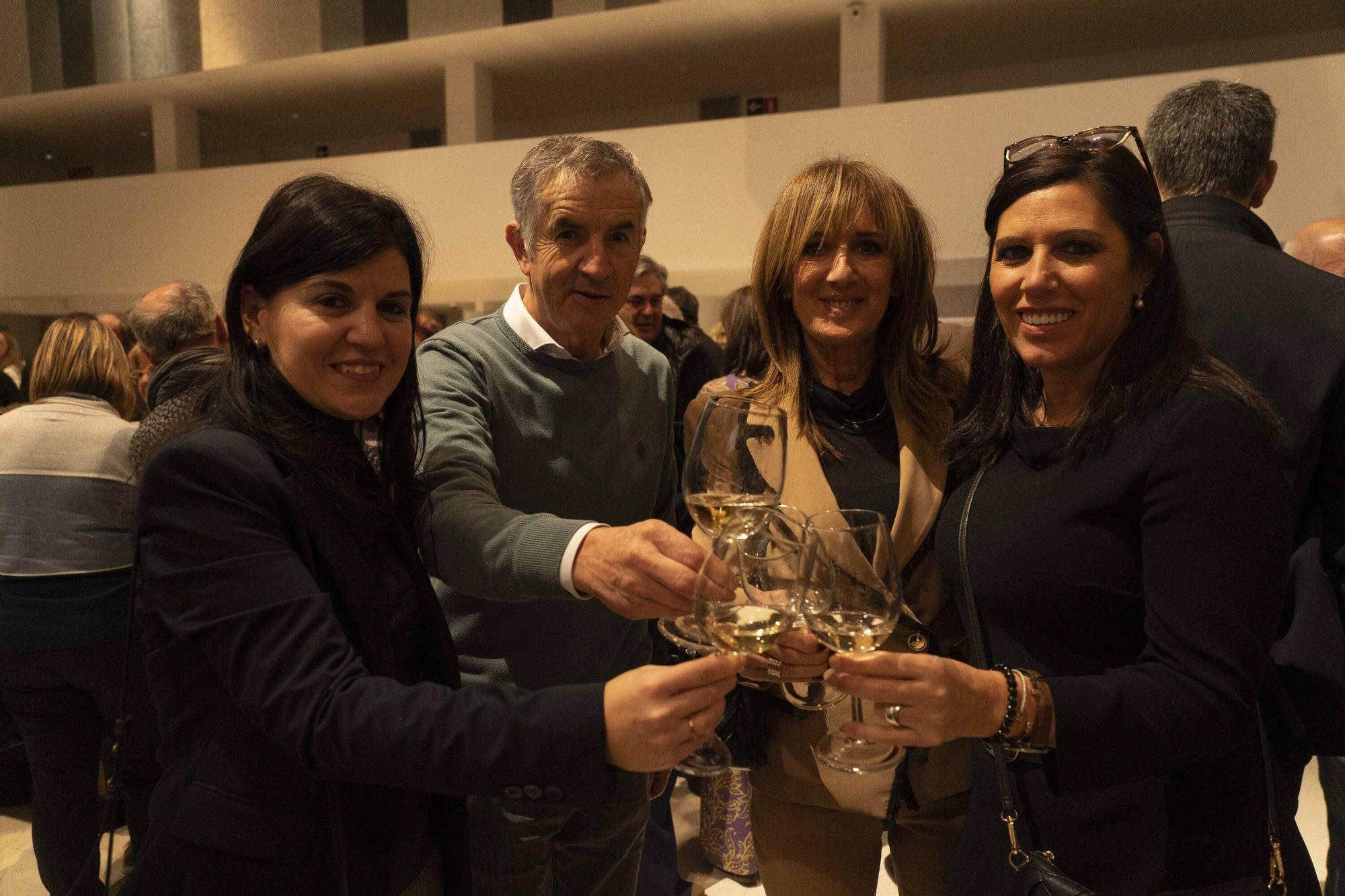 En imágenes: Más de 600 invitados celebran los 20 años de DNA en los Premios +Álava Sariak