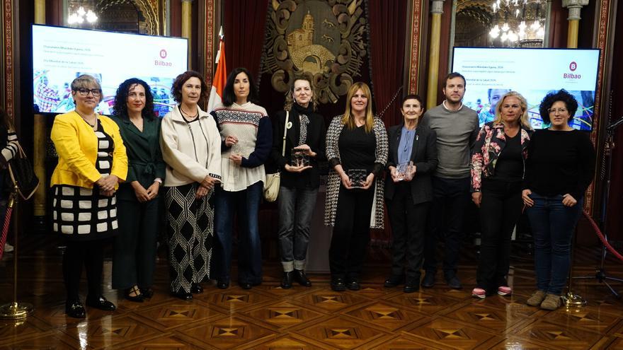 Bilbao teje su red de salud: Ciencia, comunidad y educación en el Salón Árabe