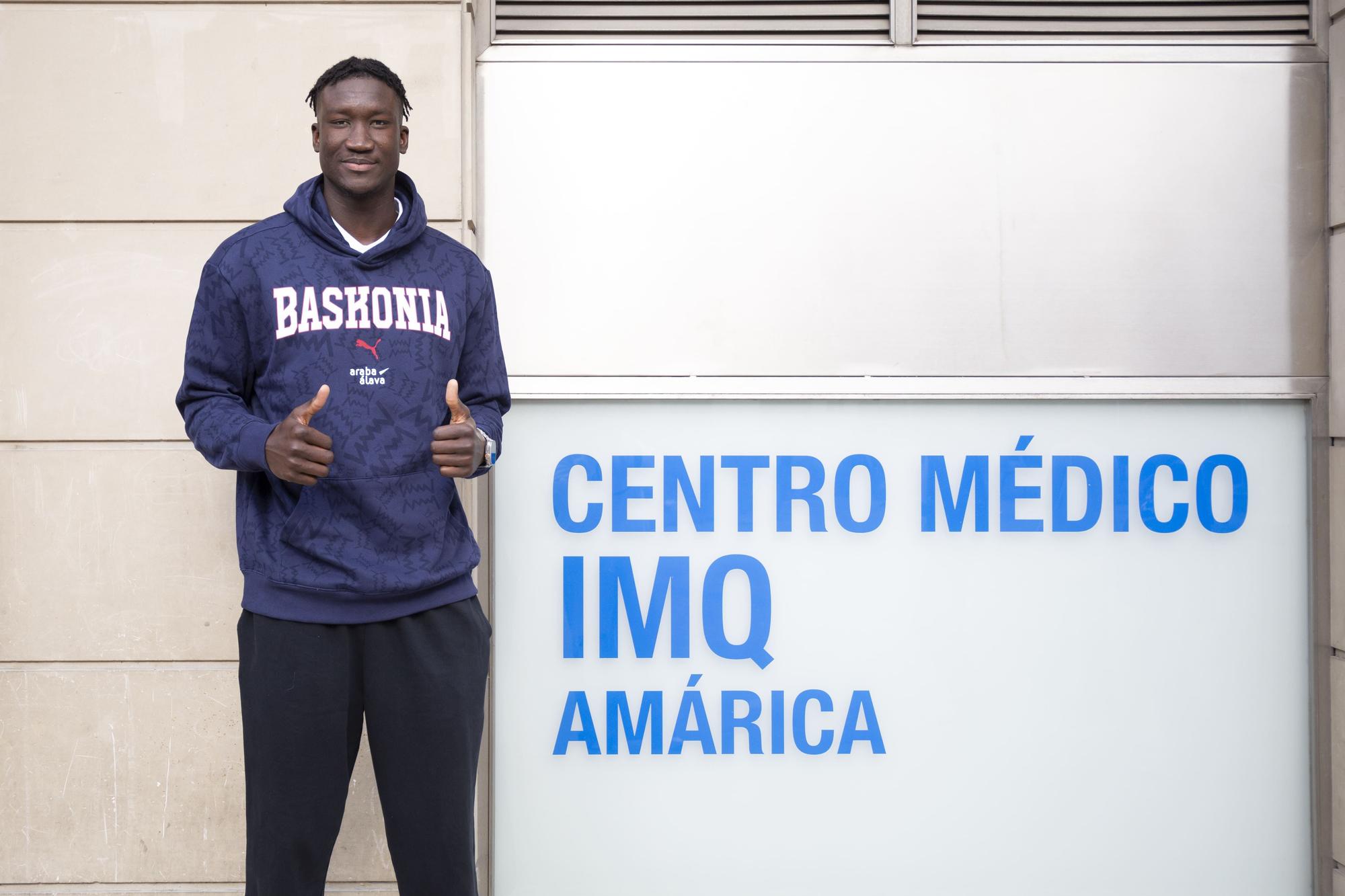 En imágenes: Reconocimiento médico Baskonia