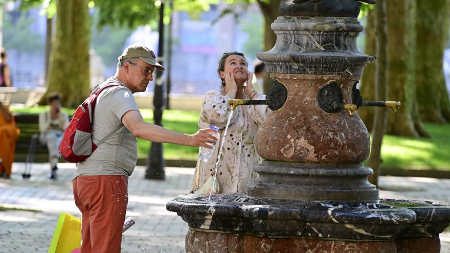 Las altas temperaturas dejan 30 atendidos y tres hospitalizados en Euskadi durante el fin de semana