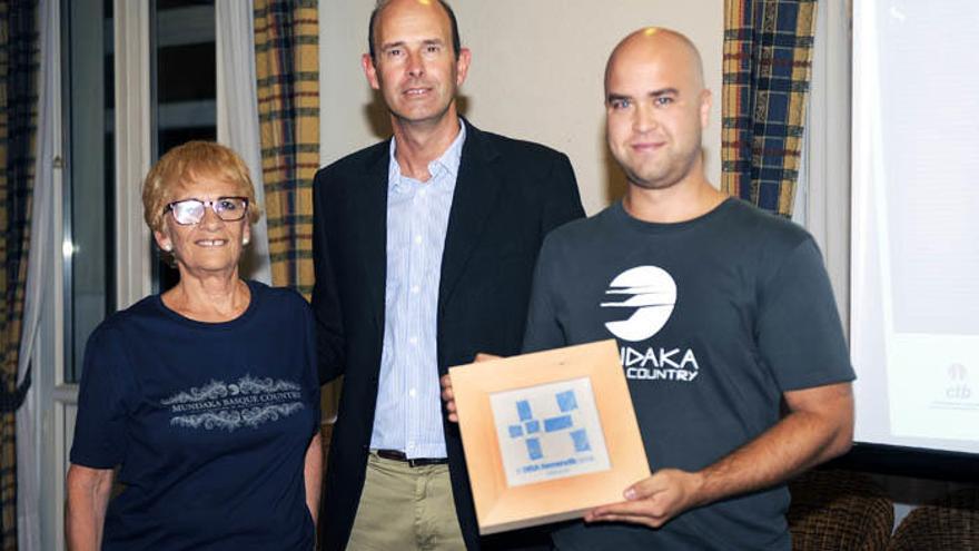 [GALERÍA] Kostaldea se baña en premios