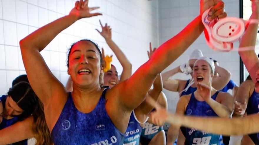 Isabela Mendes, portera de Waterpolo Iruña 98 02: "Tengo mucha confianza en que si jugamos como familia seremos capaces de ganar"