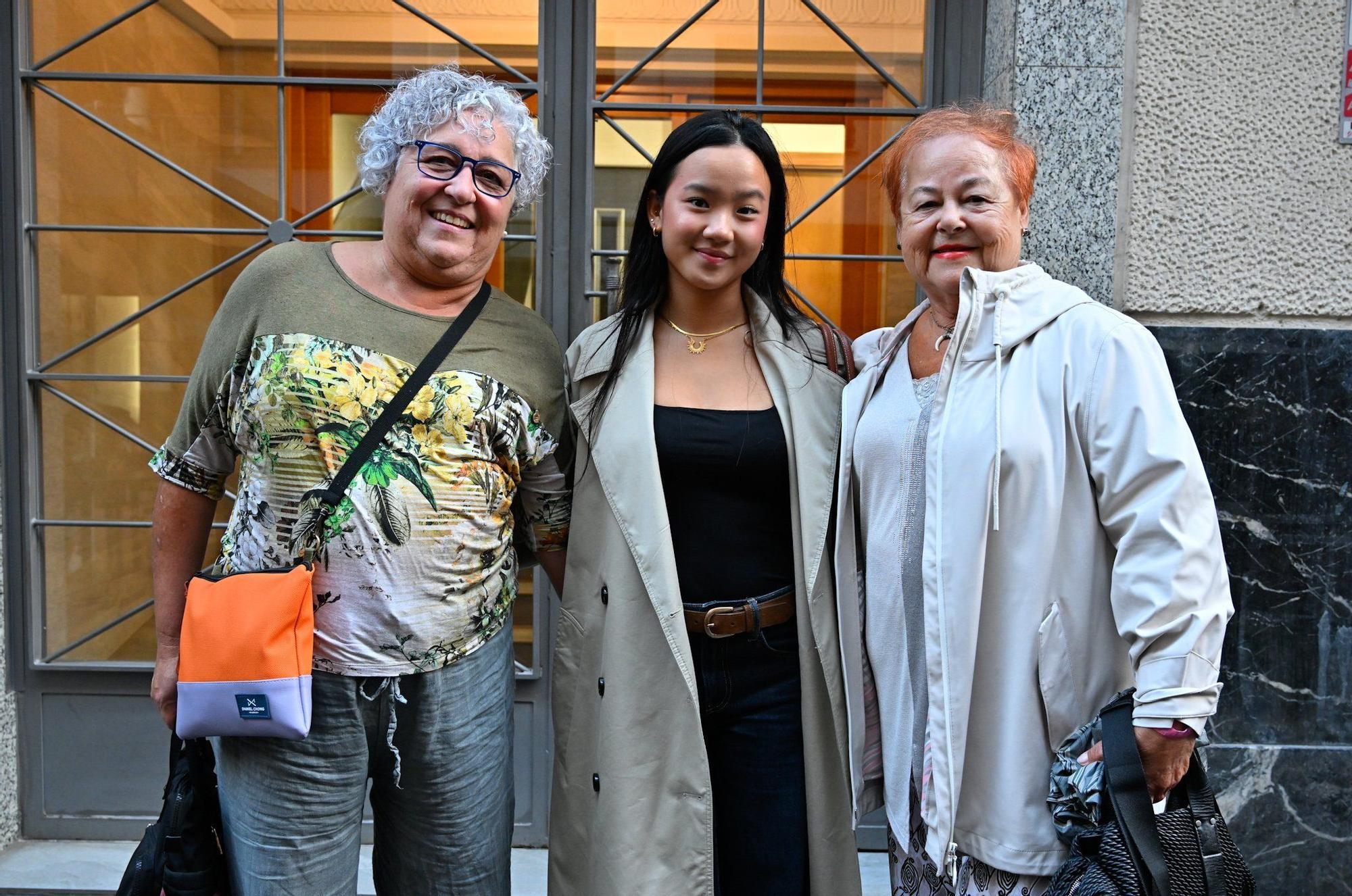Feli del Cerro, June Encinas y Arantza Arraita, integrantes de Acambi.