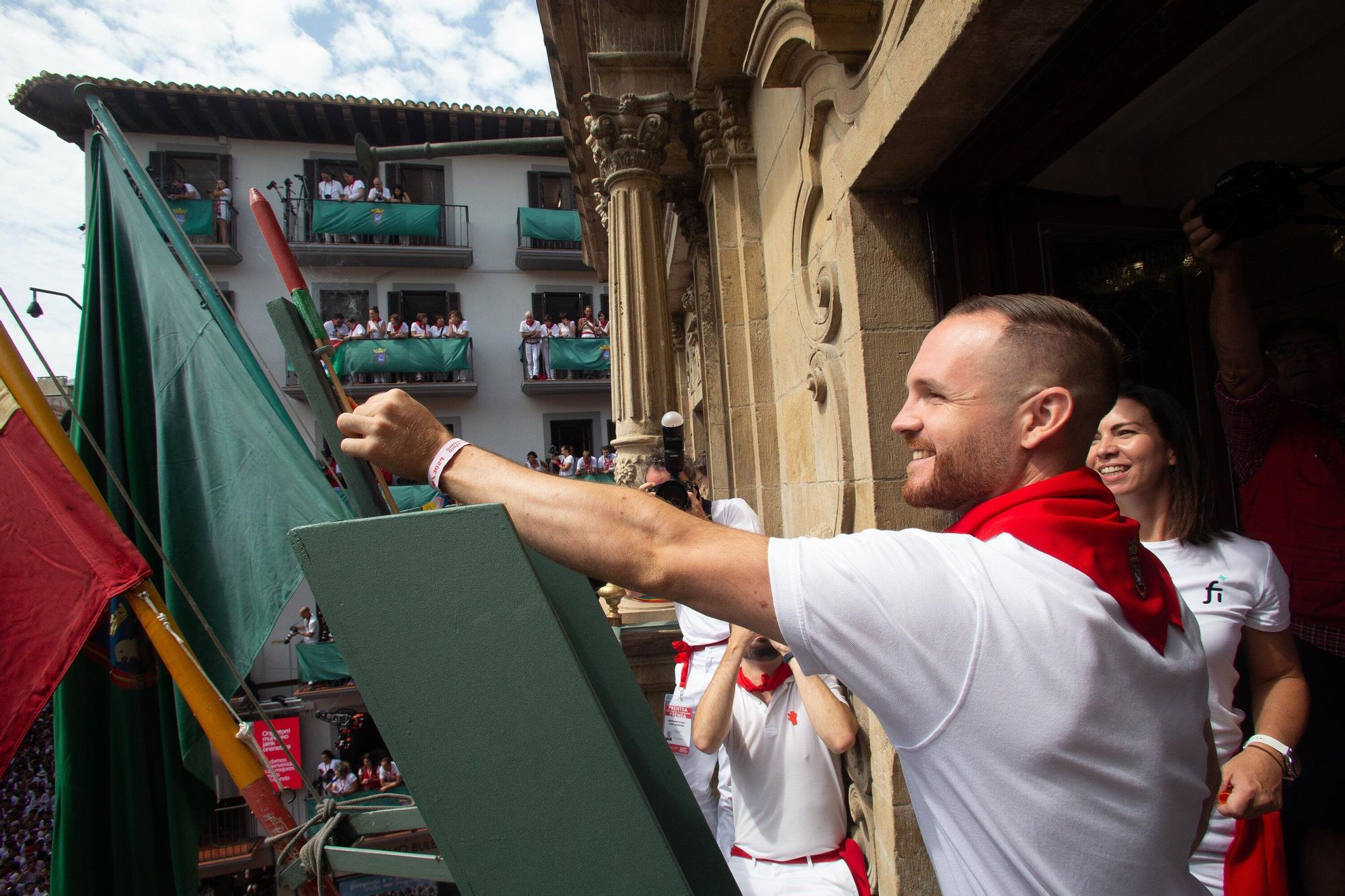 Fotos del  Chupinazo de San Fermín 2025 en Pamplona: ¡La fiesta más internacional se enciende con un grito solidario por Palestina!