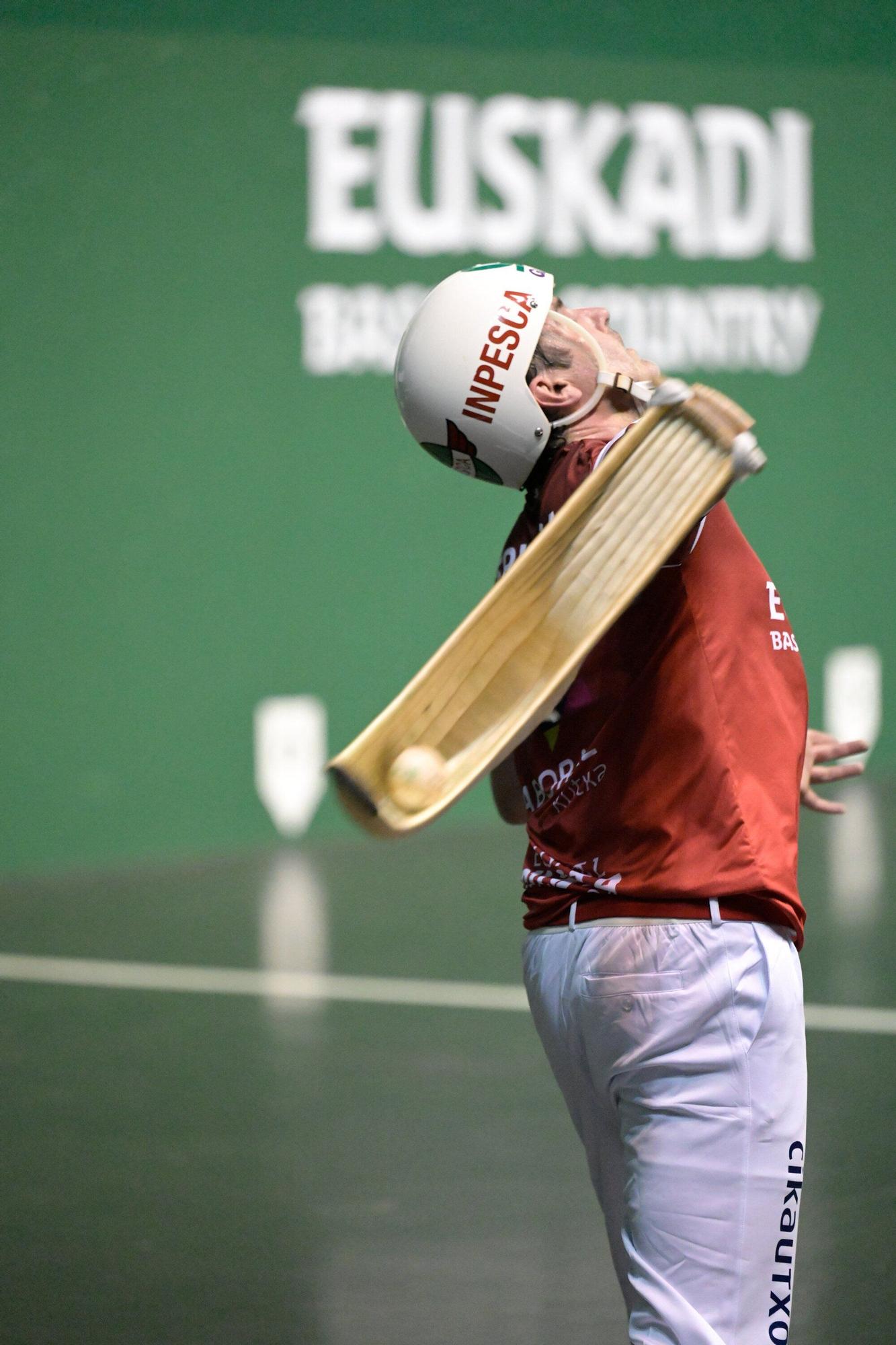 Aritz Erkiaga vence a Olharan en la Liga de Naciones de 36 metros.