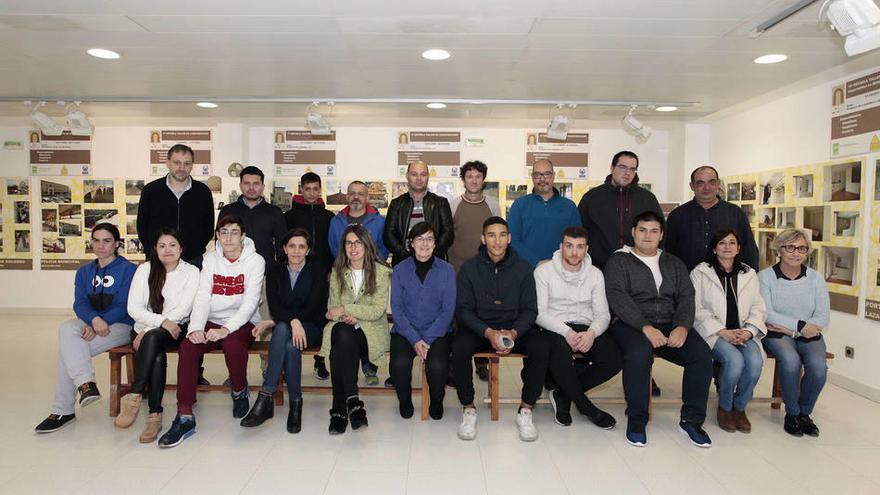 A los 13 alumnos y las 2 alumnas seleccionadas les espera un periodo de tres meses de formación.