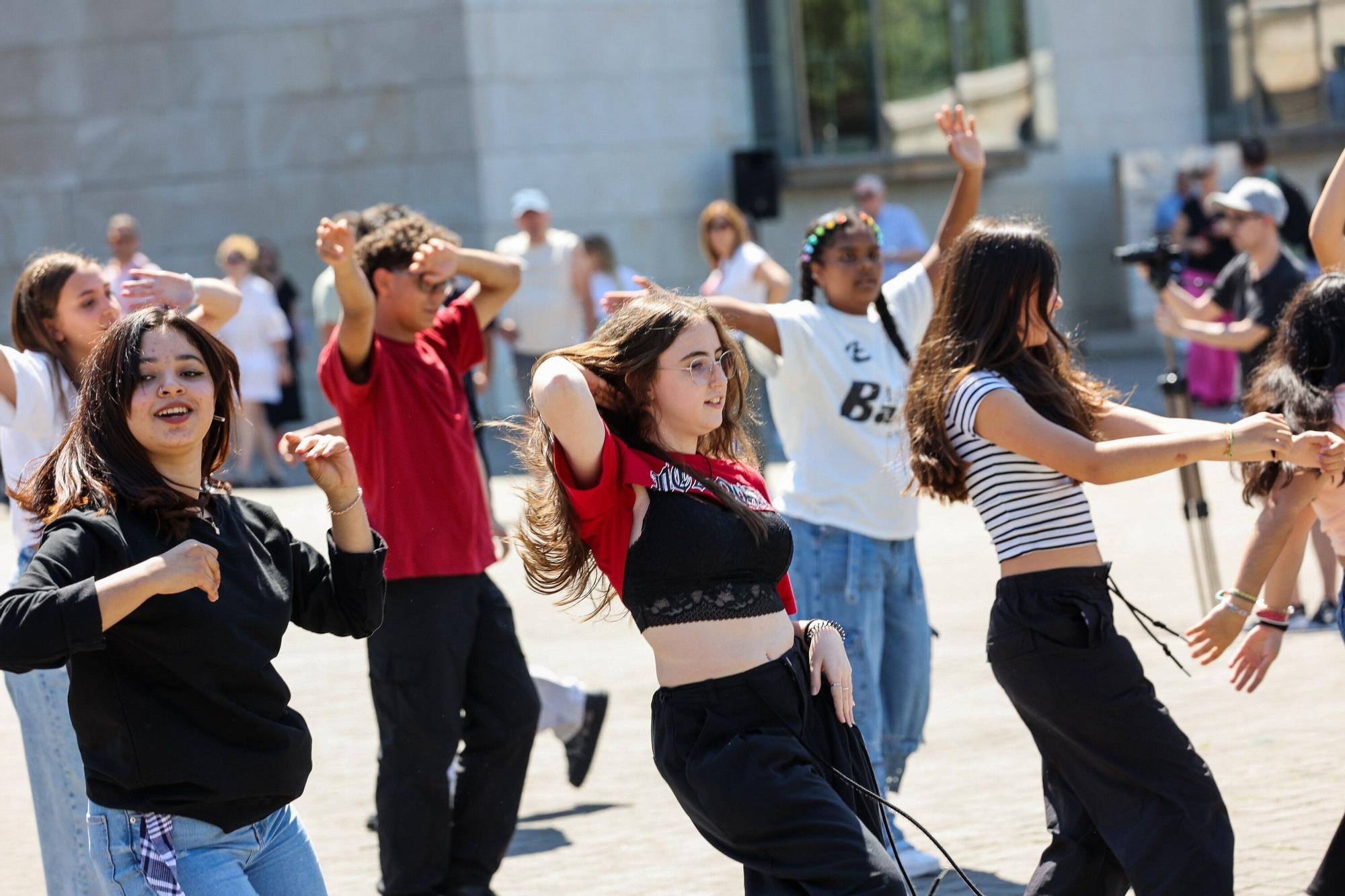 En Imágenes: Vigilantes de la Jaia. Nueva campaña contra las agresiones sexuales en fiestas en Bizkaia