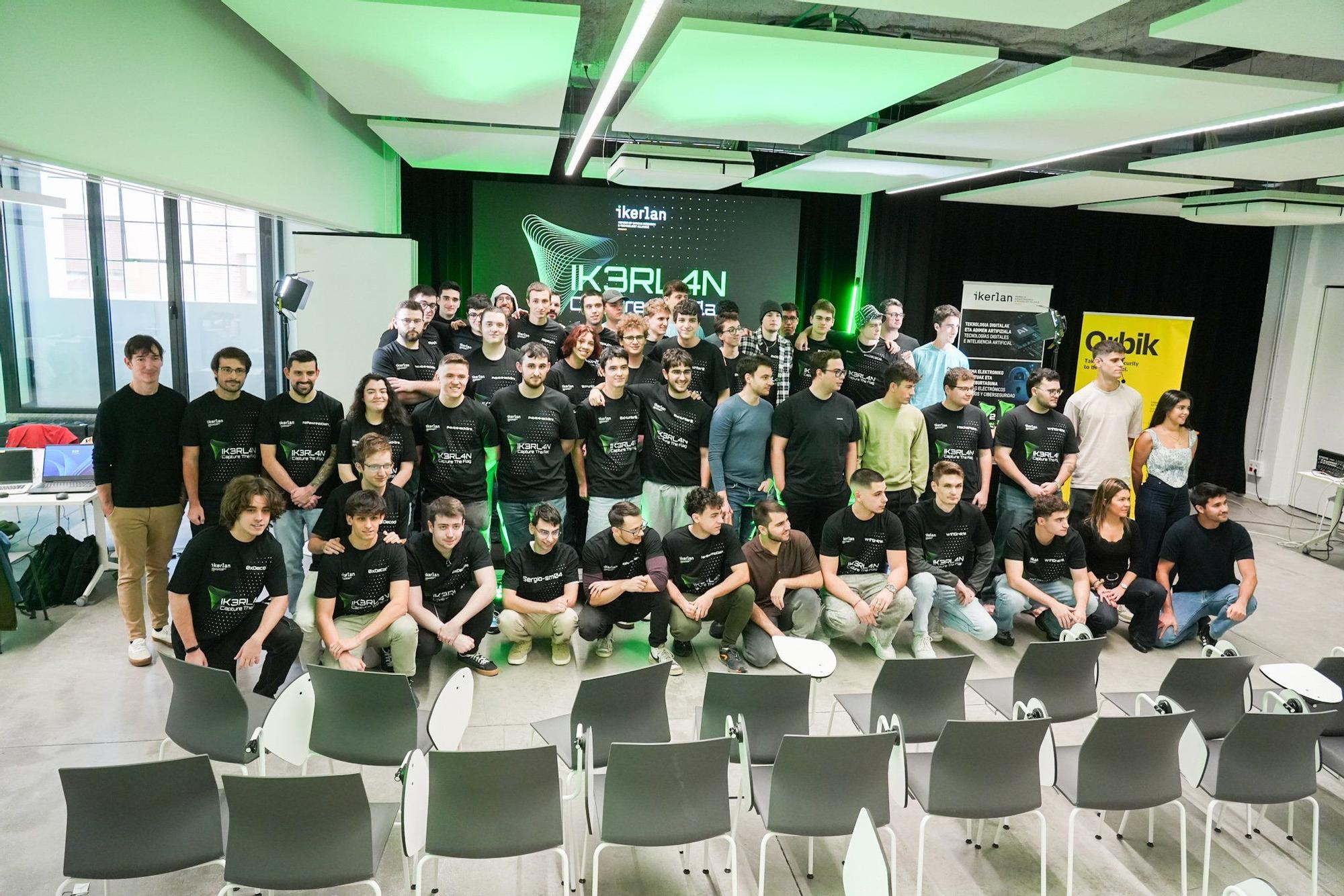 En imágenes: jóvenes talentos compiten en Bilbao por el futuro de la ciberseguridad