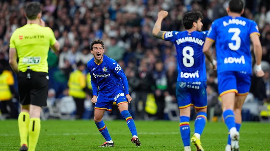 El Getafe da la sorpresa en el Bernabéu