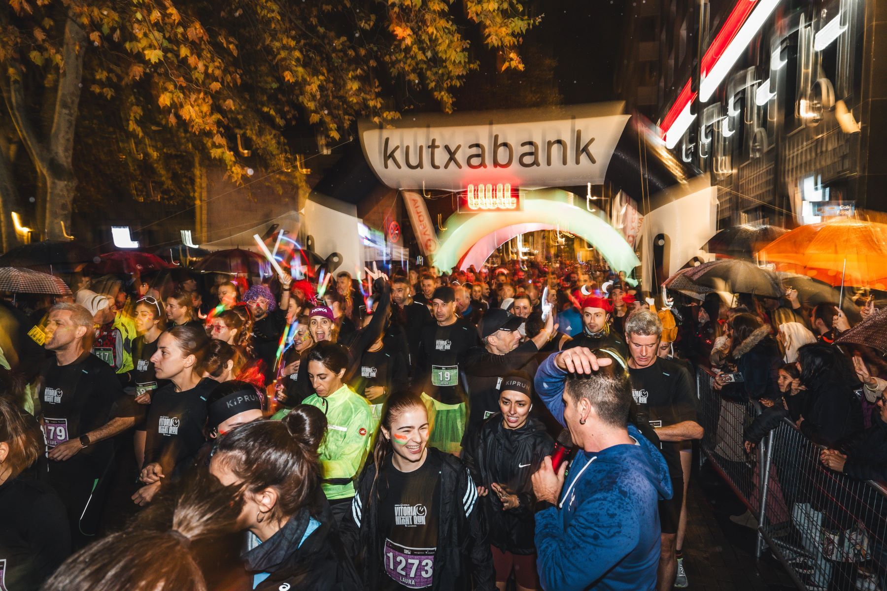 Las mejores imáganes de la Giroa Veolia Vitoria Night Run