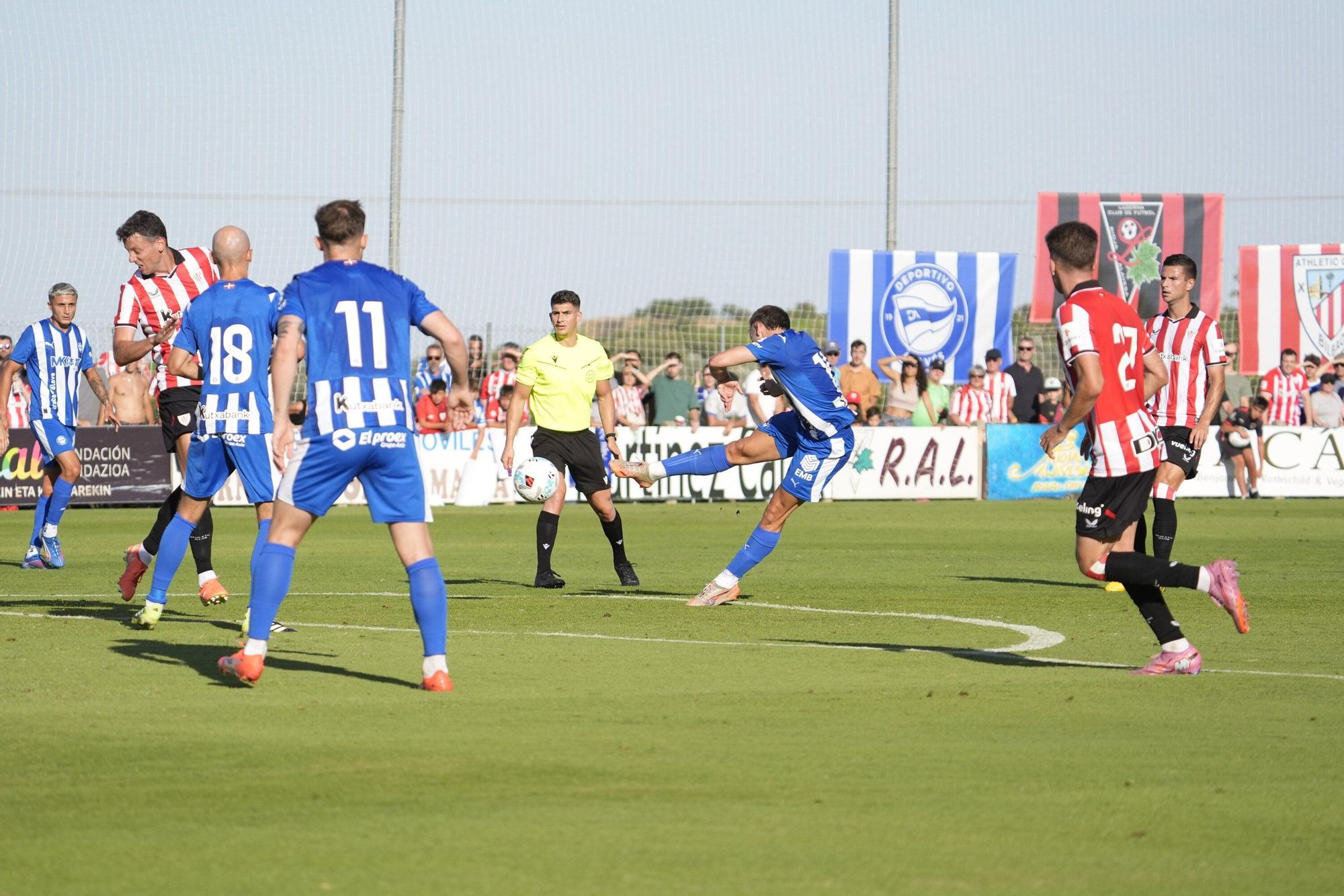 En imágenes: Ilusionante estreno del Alavés en Laguardia (1-0)