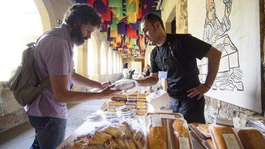Los sabores monacales llegan a Bilbao con dulces y licores de 50 conventos