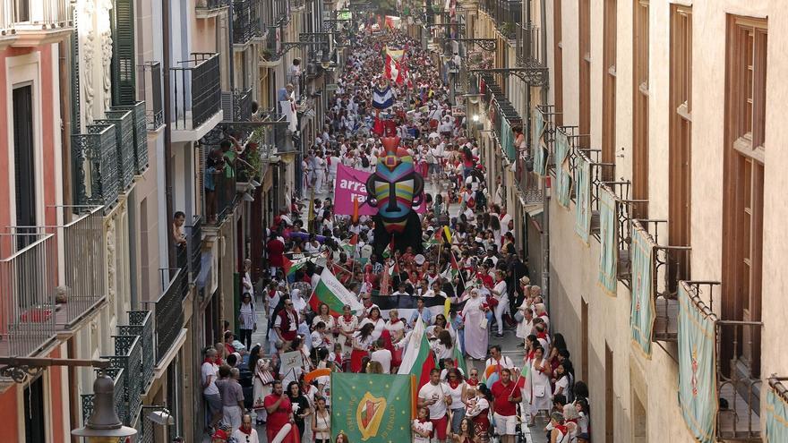 El Ayuntamiento acuerda celebrar en San Fermín &quot;de forma estable&quot; el Día de la Diversidad el 12 o 13 de julio