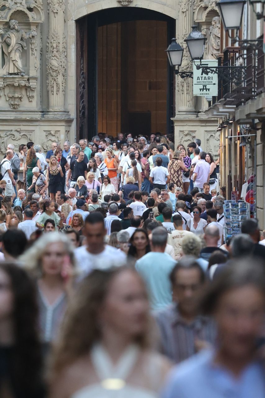 La misa de La Salve, en imágenes