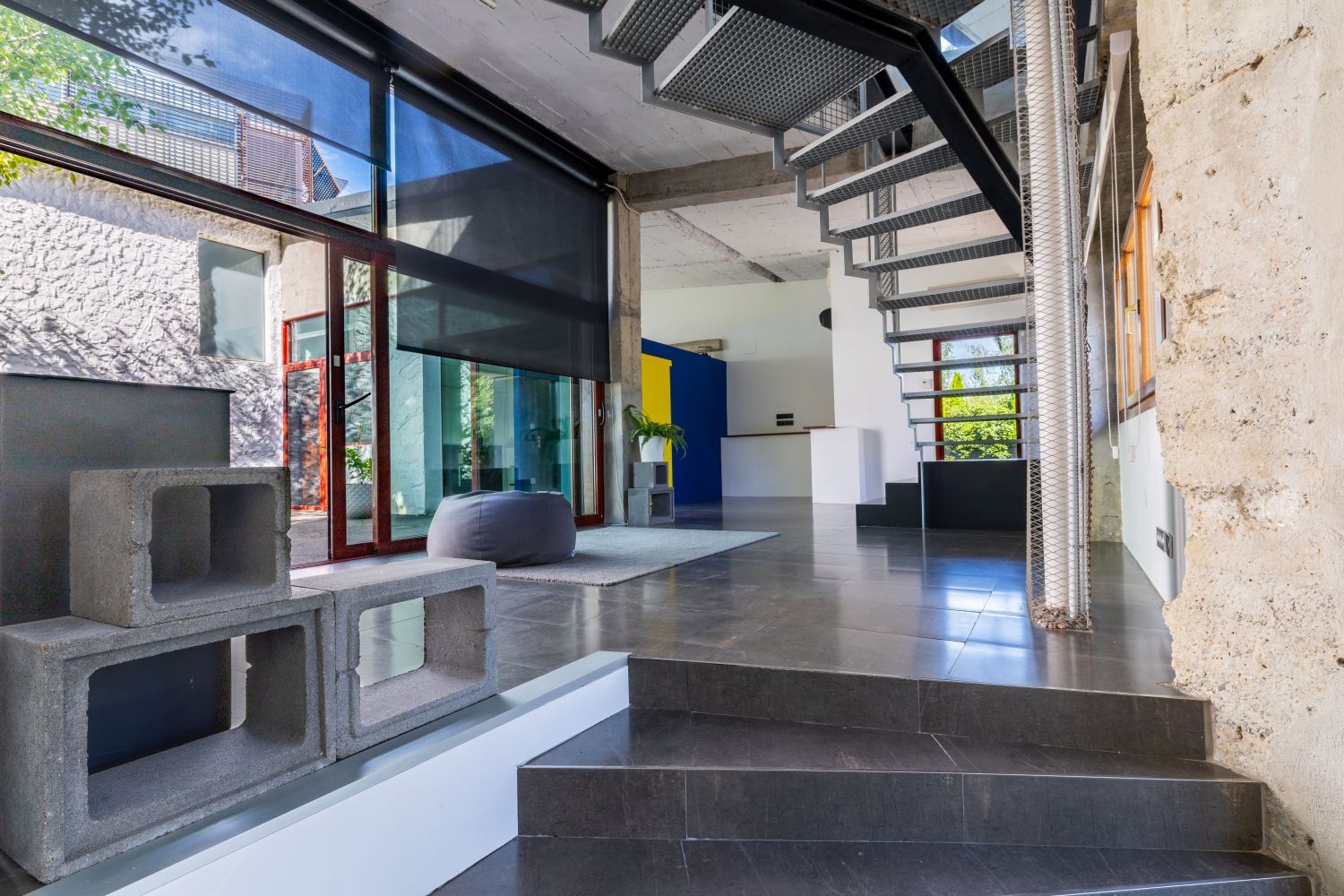 Exclusiva Villa Bifamiliar en venta en un paraíso, ubicada en el Alto de Zorroaga, en San Sebastián