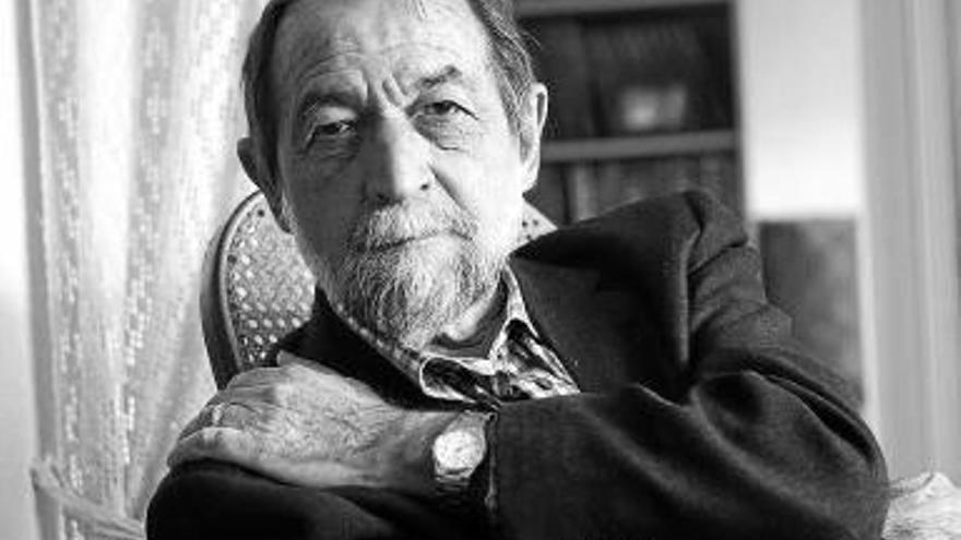 Pablo Guerrero reúne 40 años de amor, activismo, poesía y música &#039;a cántaros&#039;