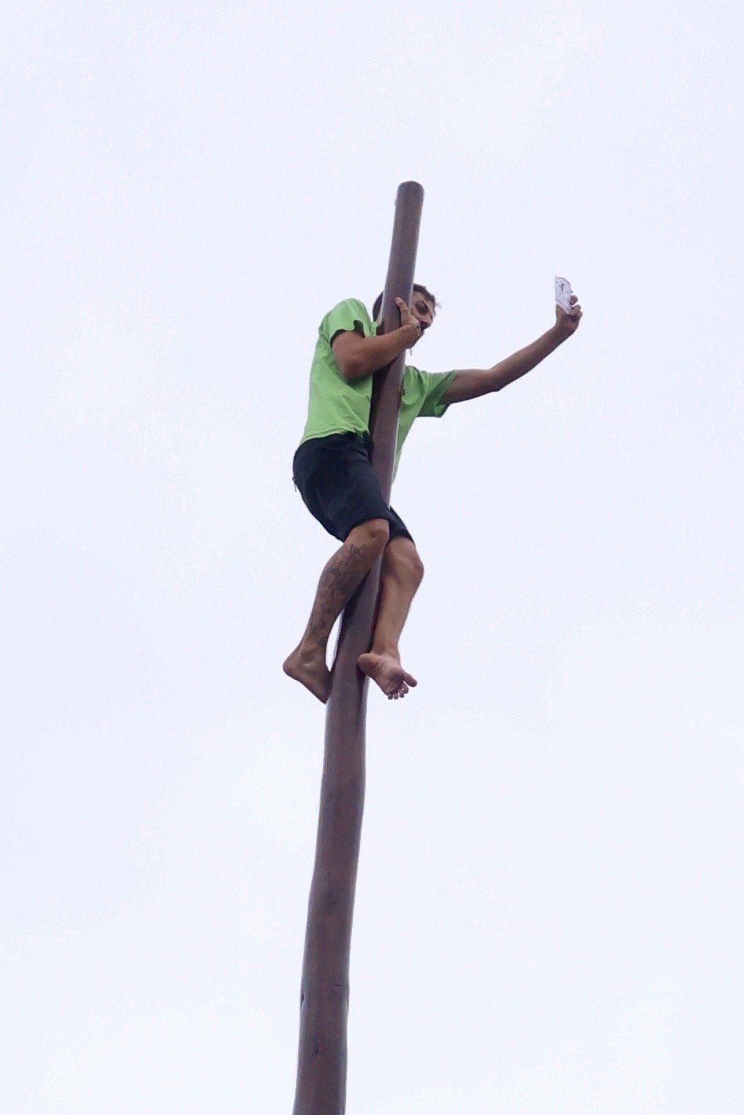 En imágenes: Las campas de Olarizu se llenan de fiesta