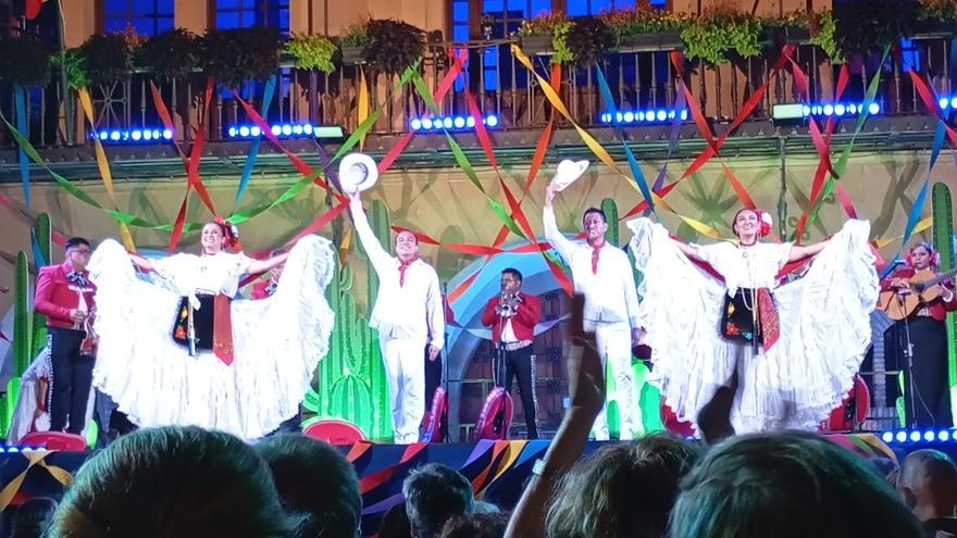 La Plaza de la Provincia acogerá música mexicana, cabaret, gospel, y un tributo a Estopa en Fiestas de La Blanca