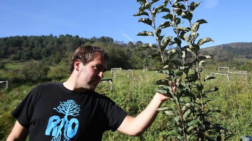 Igor Matxain, agricultor ecológico en Aginaga.