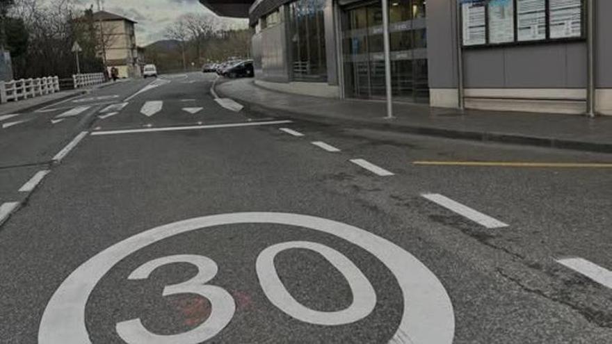 Lemoa mejora el estado del firme y la seguridad de sus carreteras