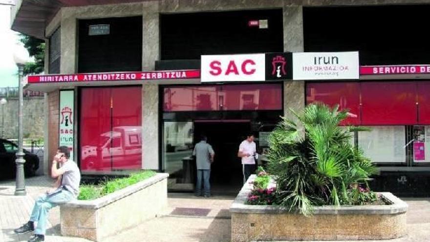 Vista exterior de las oficinas del Servicio de Atención al Ciudadano (SAC) de Irun.