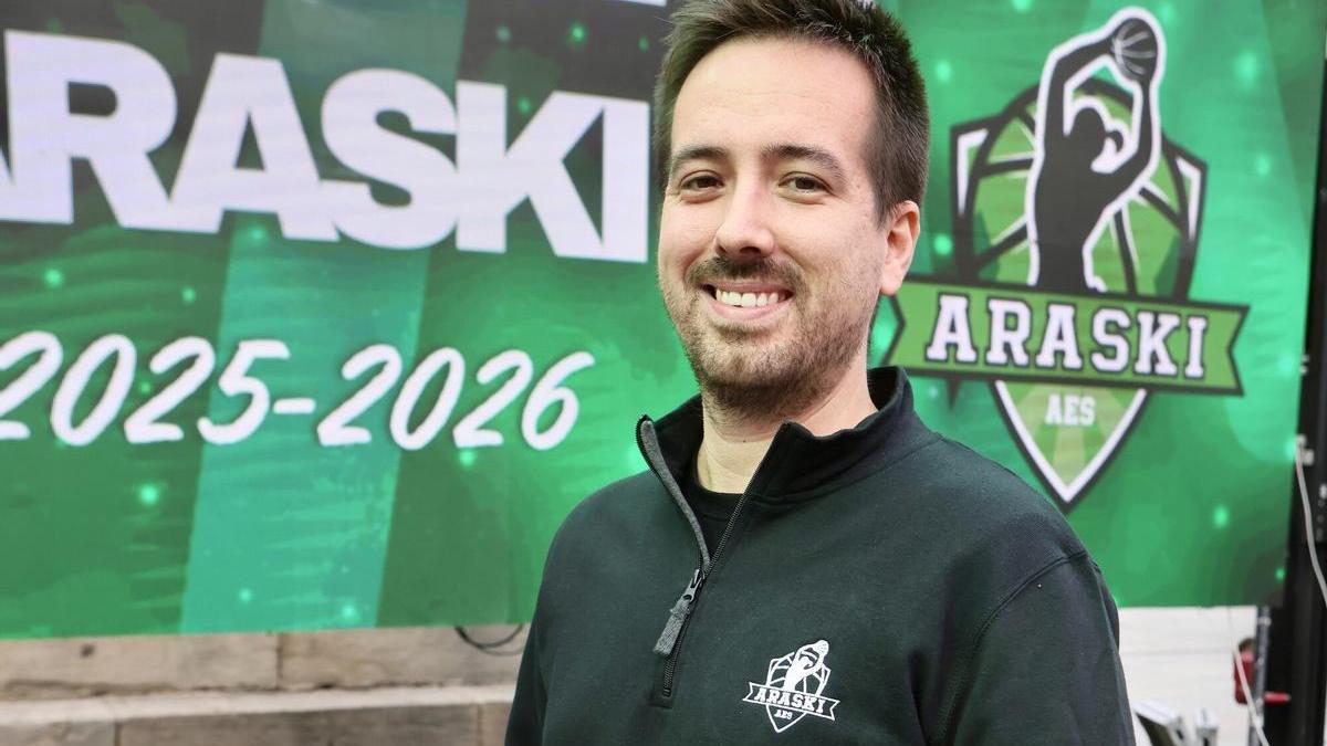 Álex Suso, segundo entrenador del Araski