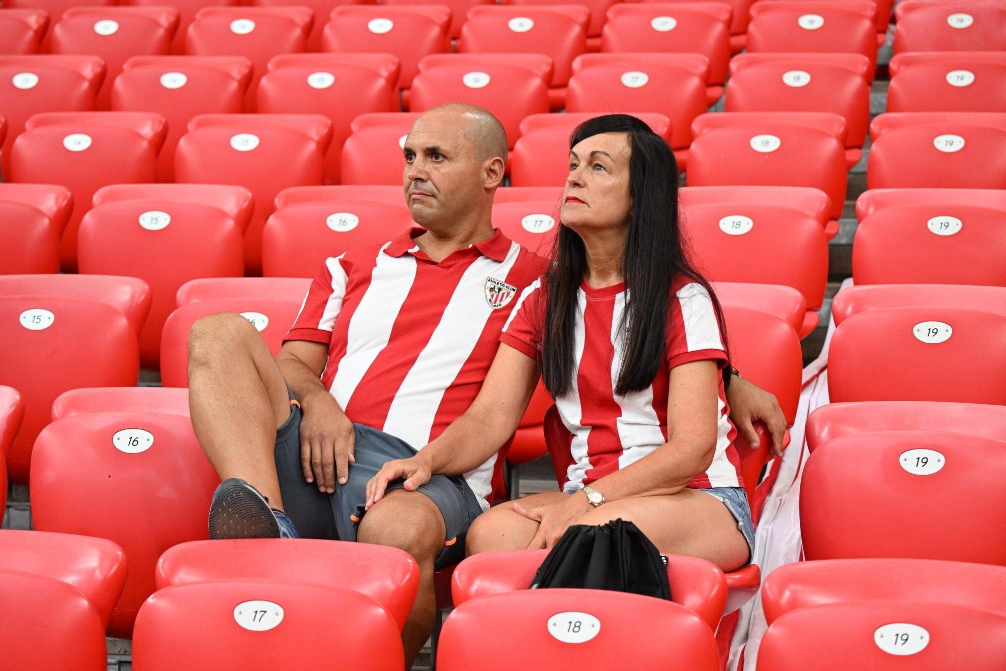 En imágenes: ¿Has estado en San Mamés viendo el Athletic-Sevilla? Búscate en nuestra galería
