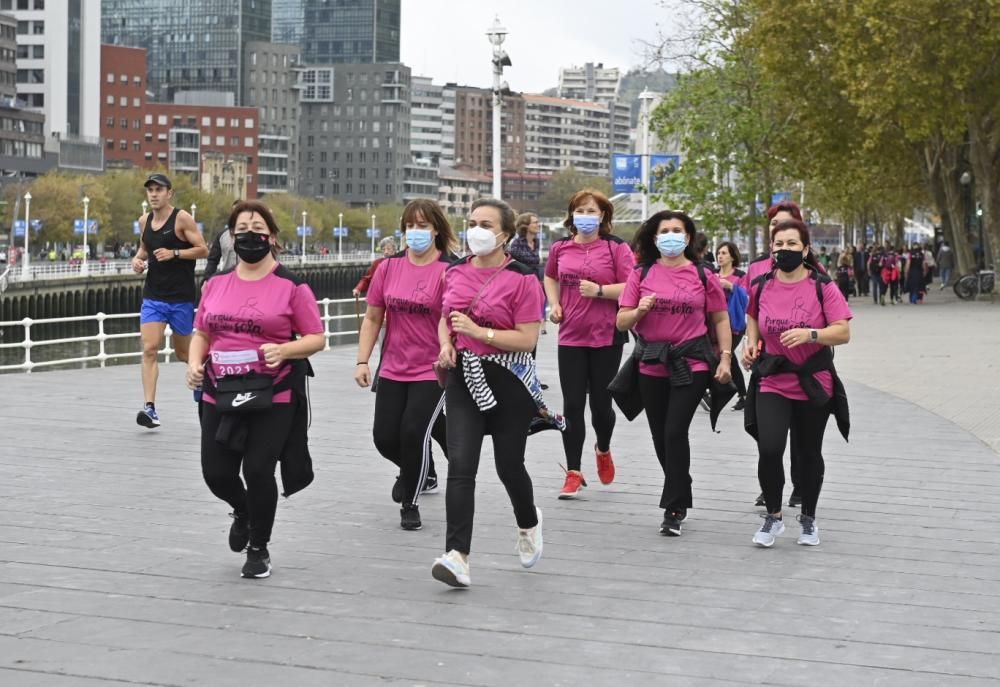 Marcha de ACAMBI contra el cáncer de mama en Bilbao