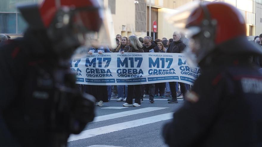 Directo | Huelga 17M: los piquetes informativos en las grandes empresas marcan las primeras horas