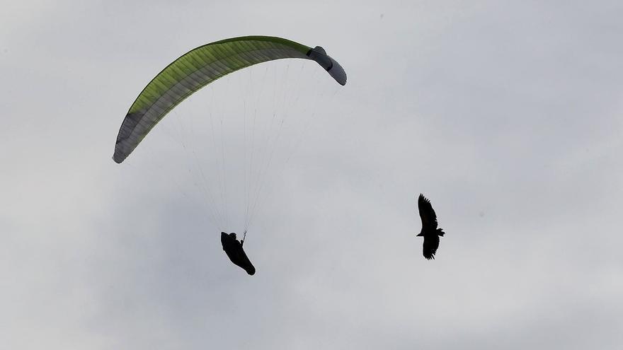 Herido grave un joven de 23 años en un accidente de parapente en Uharte Arakil