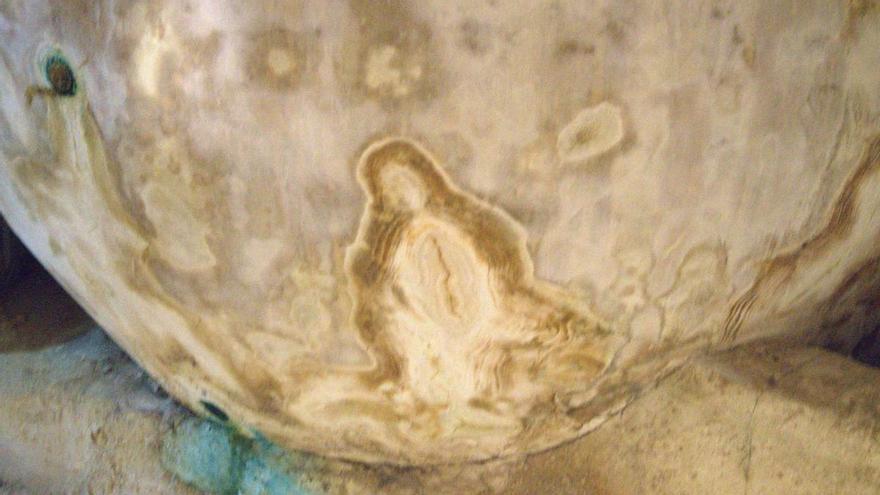 Aparece la figura de la Virgen en una cueva en Tomelloso (Ciudad Real)