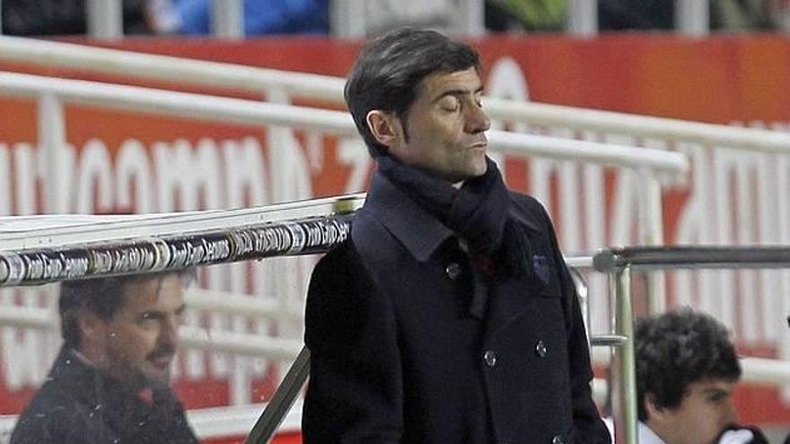 El Sevilla destituye al técnico Marcelino García Toral