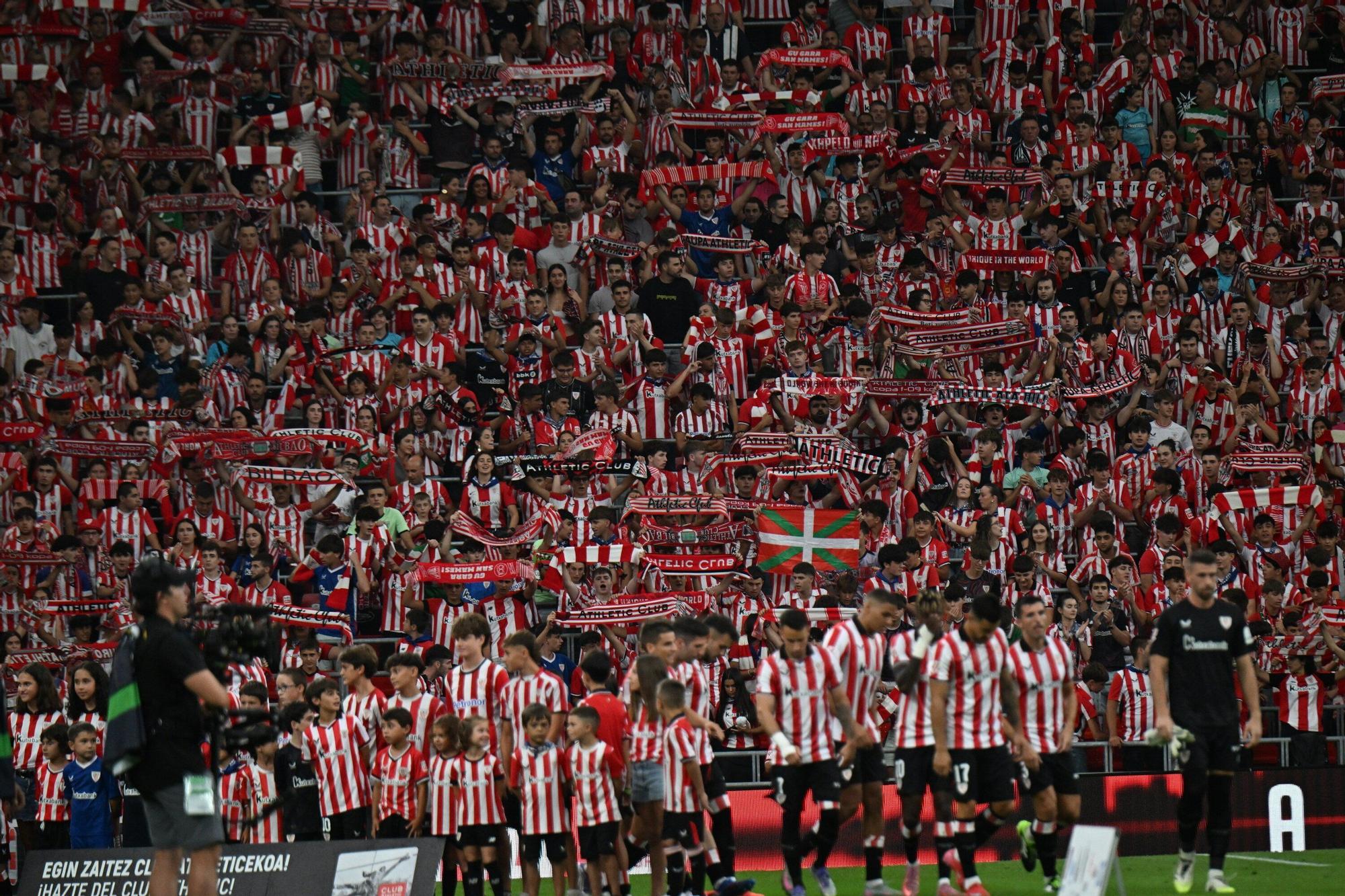 En imágenes: ¿Has estado en San Mamés viendo el Athletic-Sevilla? Búscate en nuestra galería