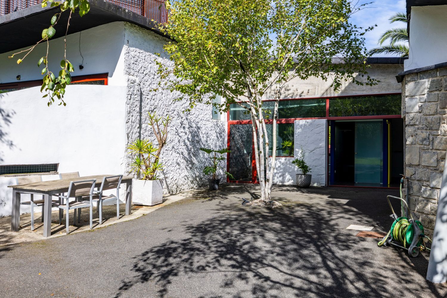 Exclusiva Villa Bifamiliar en venta en un paraíso, ubicada en el Alto de Zorroaga, en San Sebastián