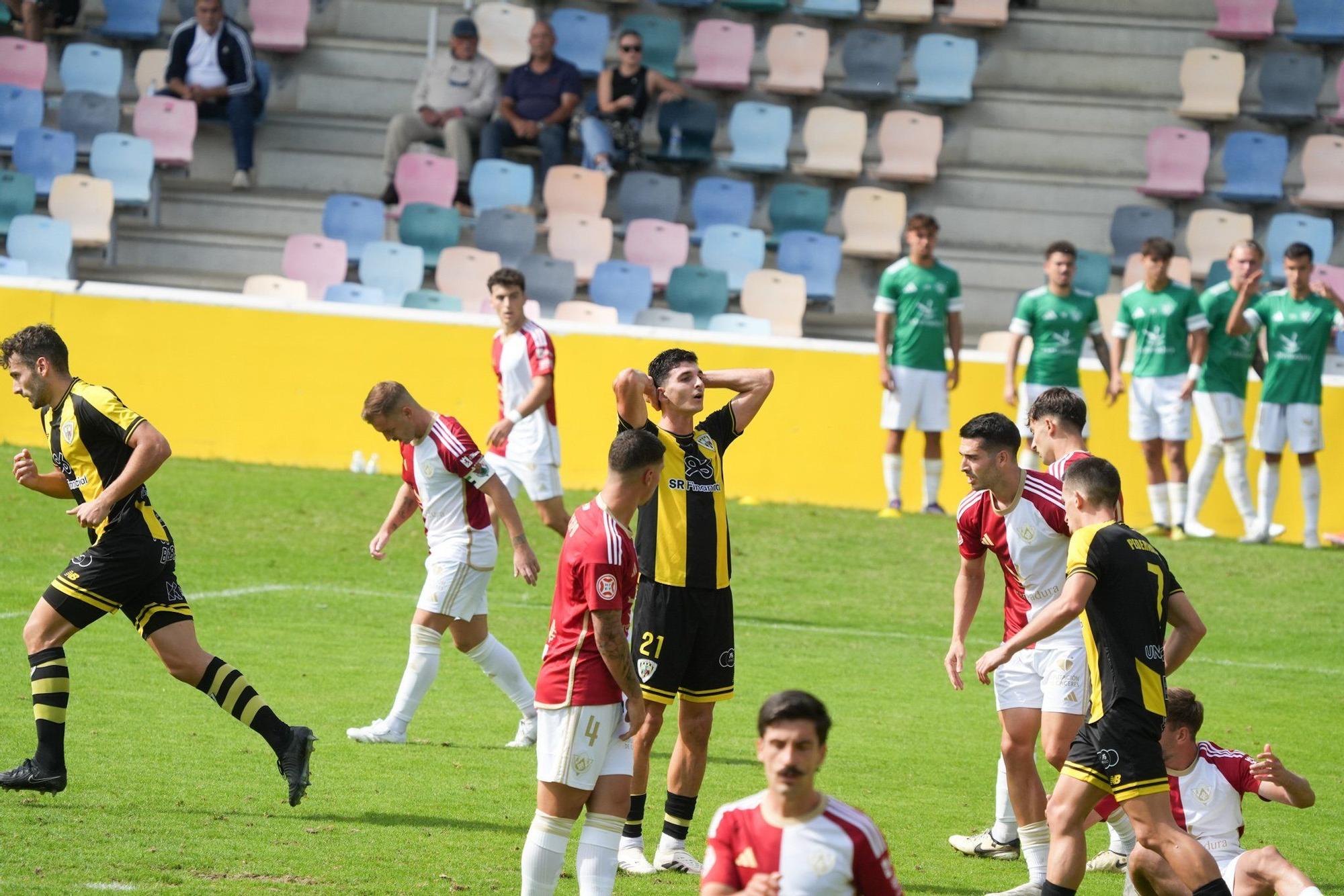 El Barakaldo-Cacereño, en imágenes