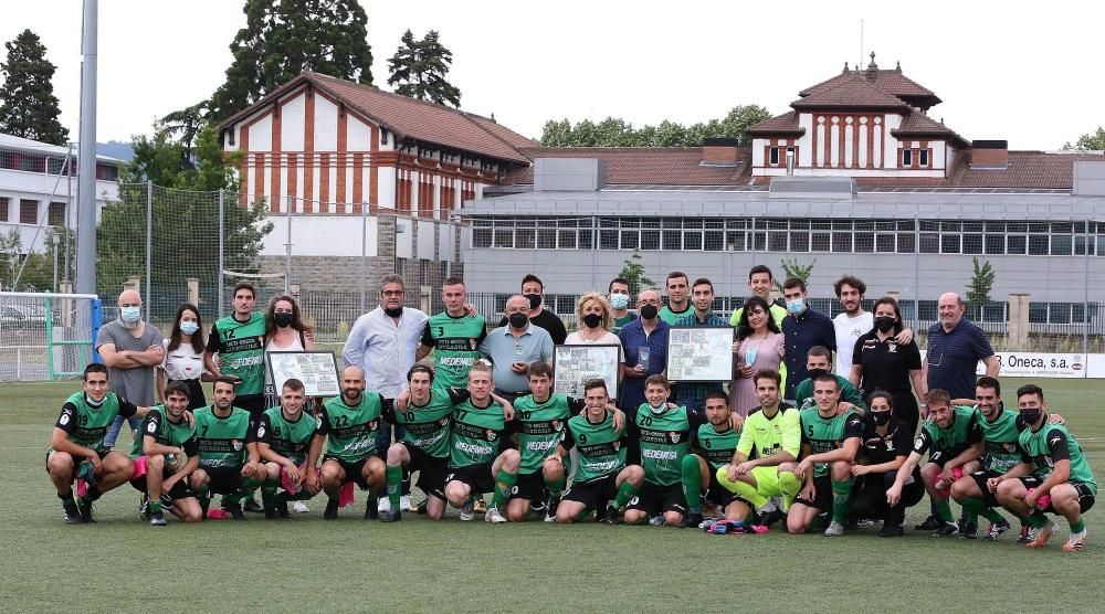 Beti Onak-Baztan: partido de homenajes