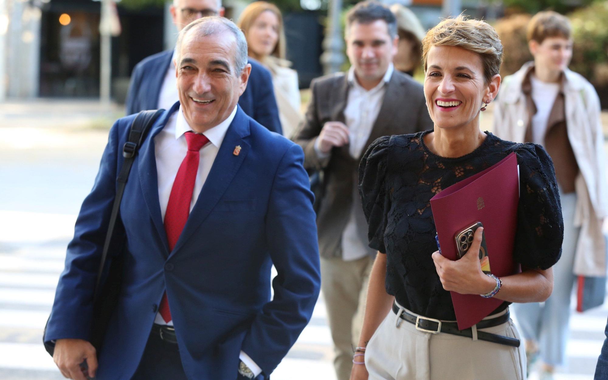 Fotos de la comparecencia de María Chivite en el Parlamento para explicar los informes de la OANA
