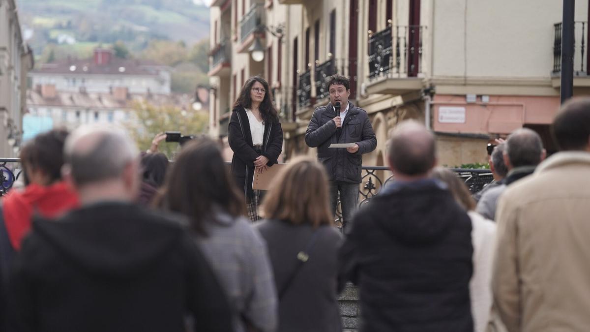 Gloria Vázquez y Xabier Txurruka en el homenaje este sábado al mediodía.