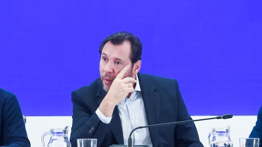 Puente afirma que el carril donde descarriló el Iryo es nuevo, fabricado en 2023 e instalado en 2025