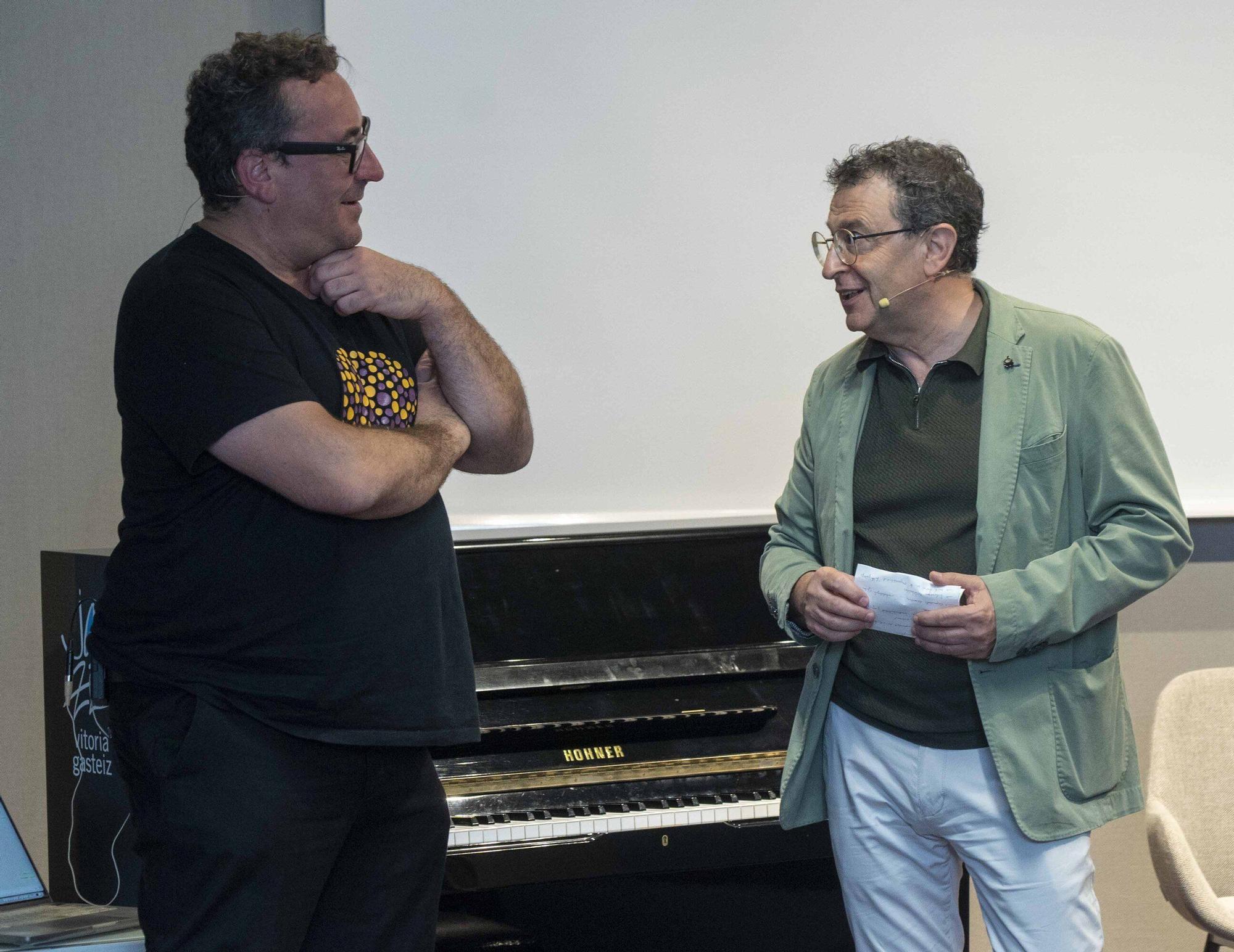 En imágenes: Pablo Mazuecos fue el encargado de dar la segunda conferencia del ciclo Jazz for Innovation by Hibridalab