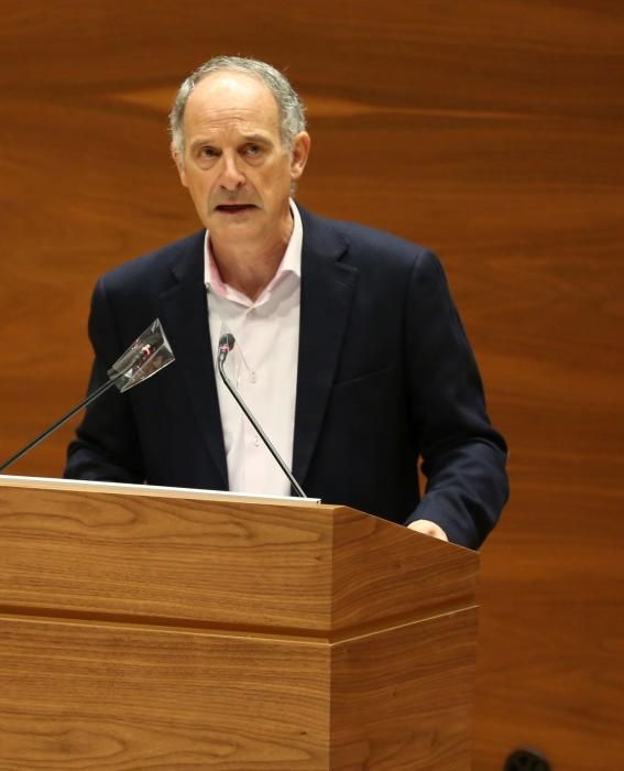 Pleno del Parlamento de Navarra sobre el Covid-19
