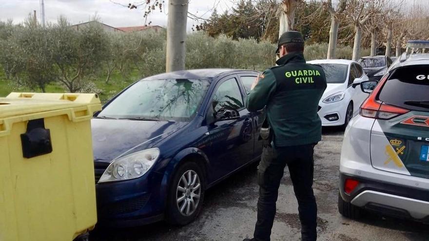 Investigado por ocho delitos de daños en coches tras una noche de destrozos en Marcilla