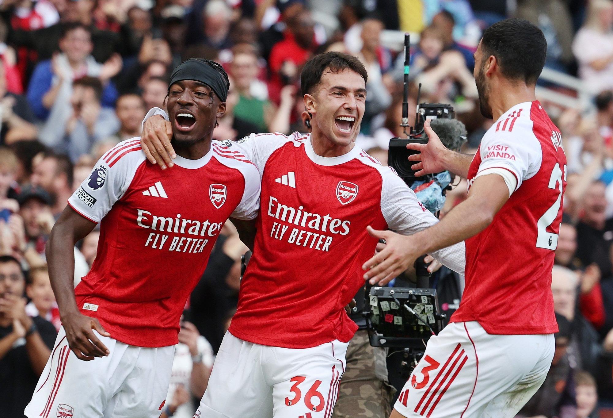 En imágenes: El Arsenal gana con un doblete de Zubimendi y avisa al Athletic