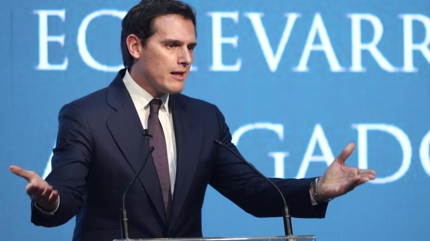 Albert Rivera deja Abogados Martínez Echevarría entre críticas de &quot;bajo rendimiento&quot;