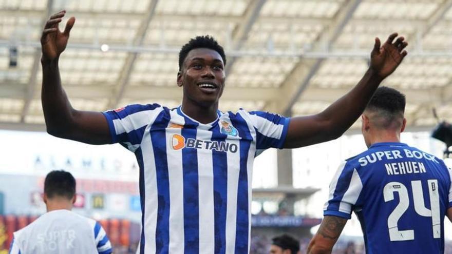 El exalbiazul Samu ya se entrena con el Oporto tras su lesión