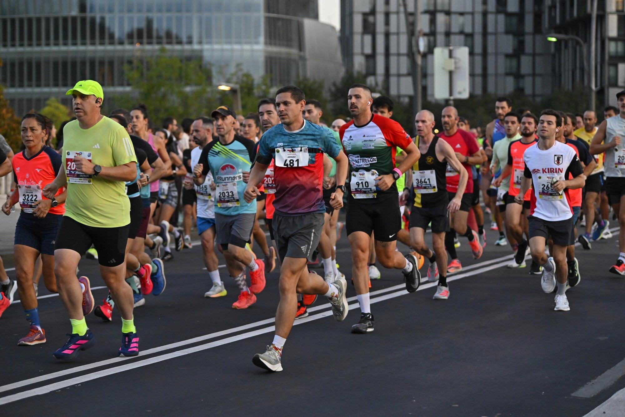 El Bilbao Night Marathon, en imágenes