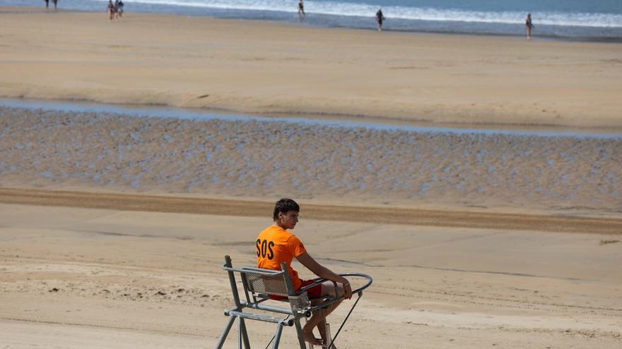 Baño prohibido en once playas de Bizkaia